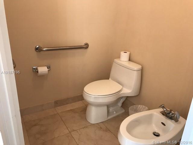 The Parc At Turnberry Isl - Residential Lease