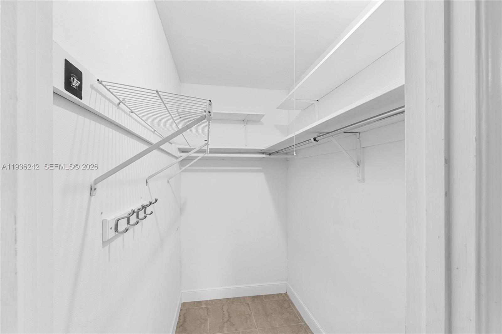 COVENTRY CONDO - Residential