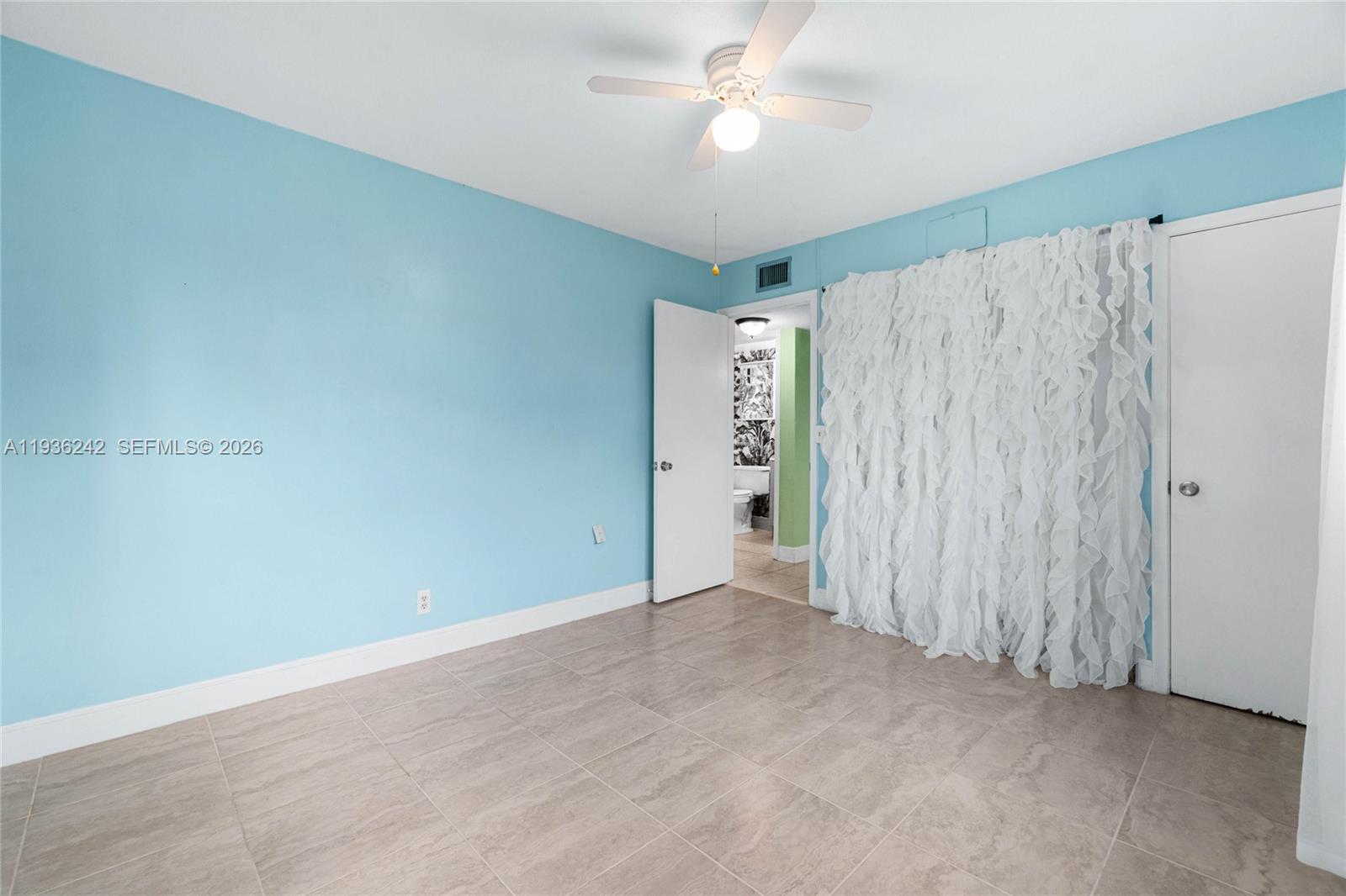 COVENTRY CONDO - Residential