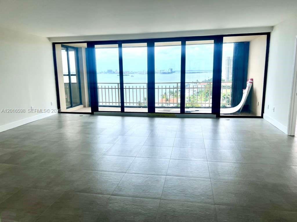 11113 Biscayne Blvd 1253