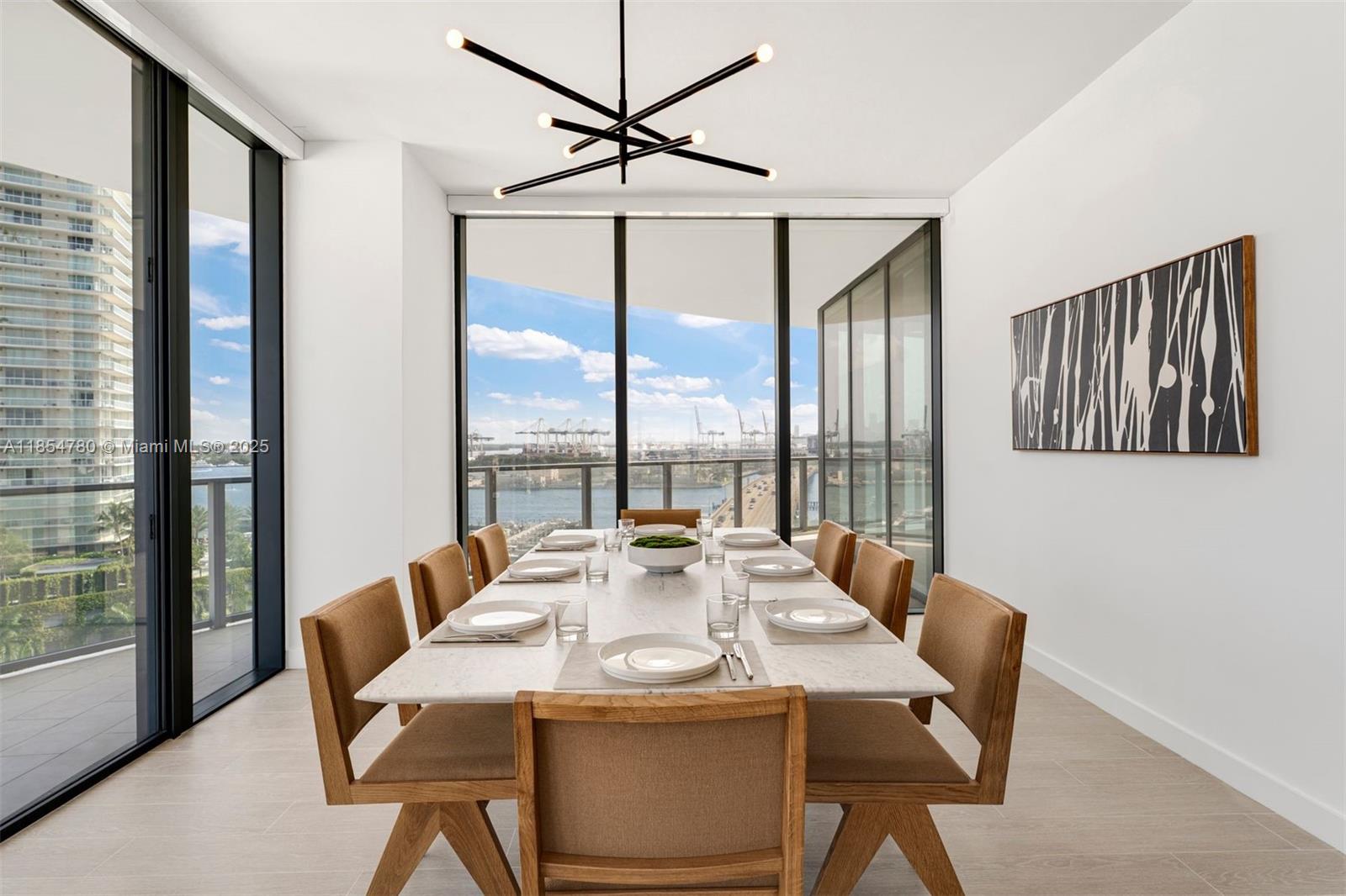 FIVE PARK - Residential