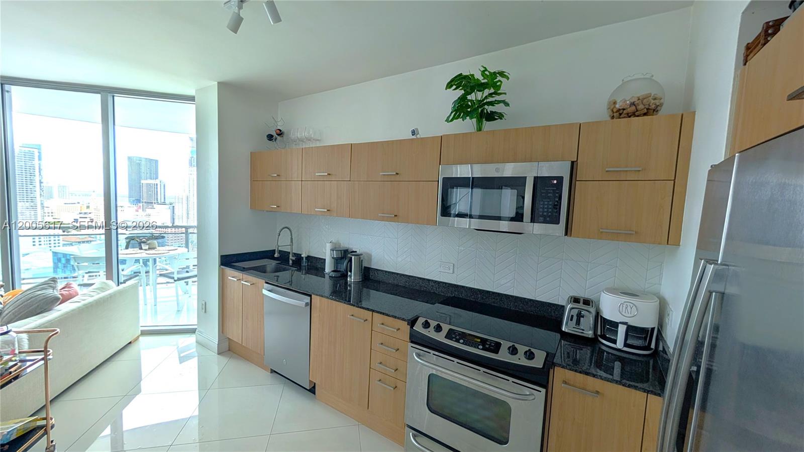 350 S Miami Ave 2813