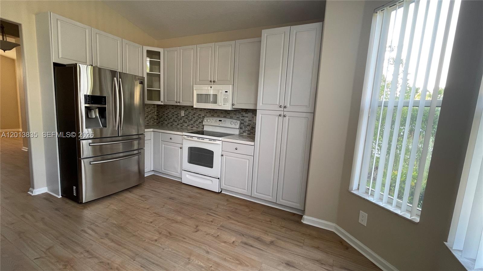 SUNSET LAKES PLAT ONE - Residential