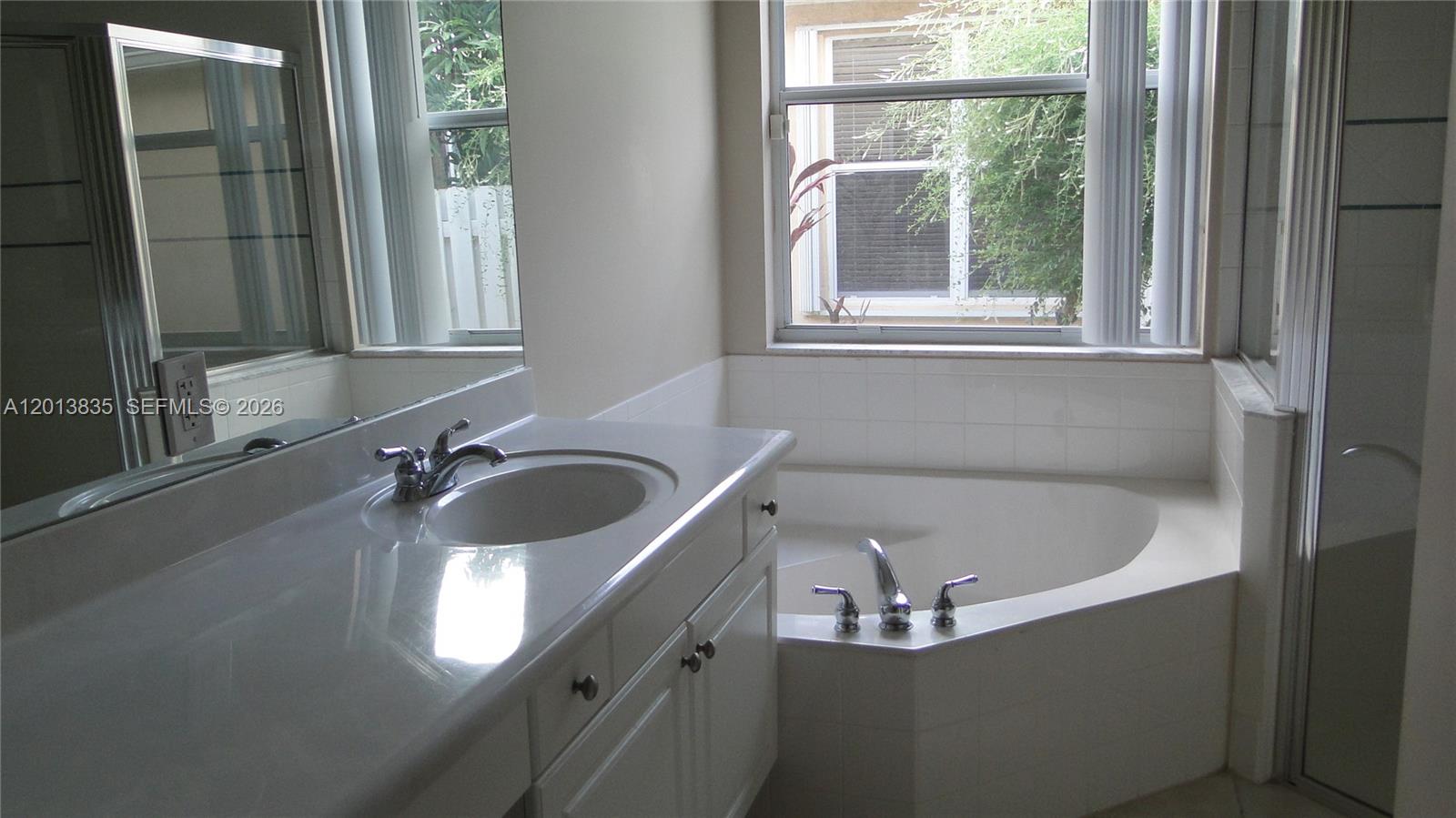 SUNSET LAKES PLAT ONE - Residential