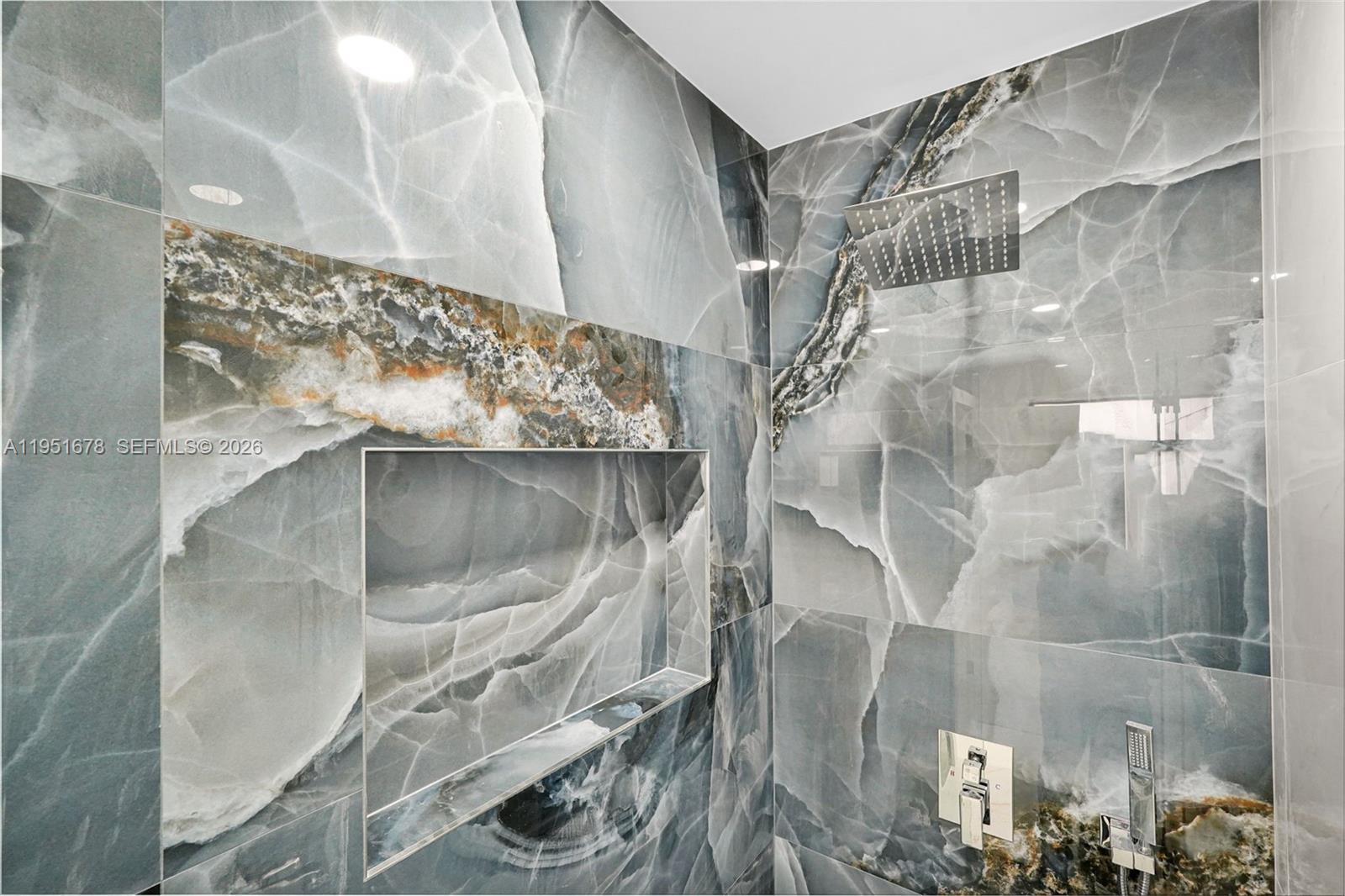 PALMLAND ESTATES 1ST ADDN - Residential