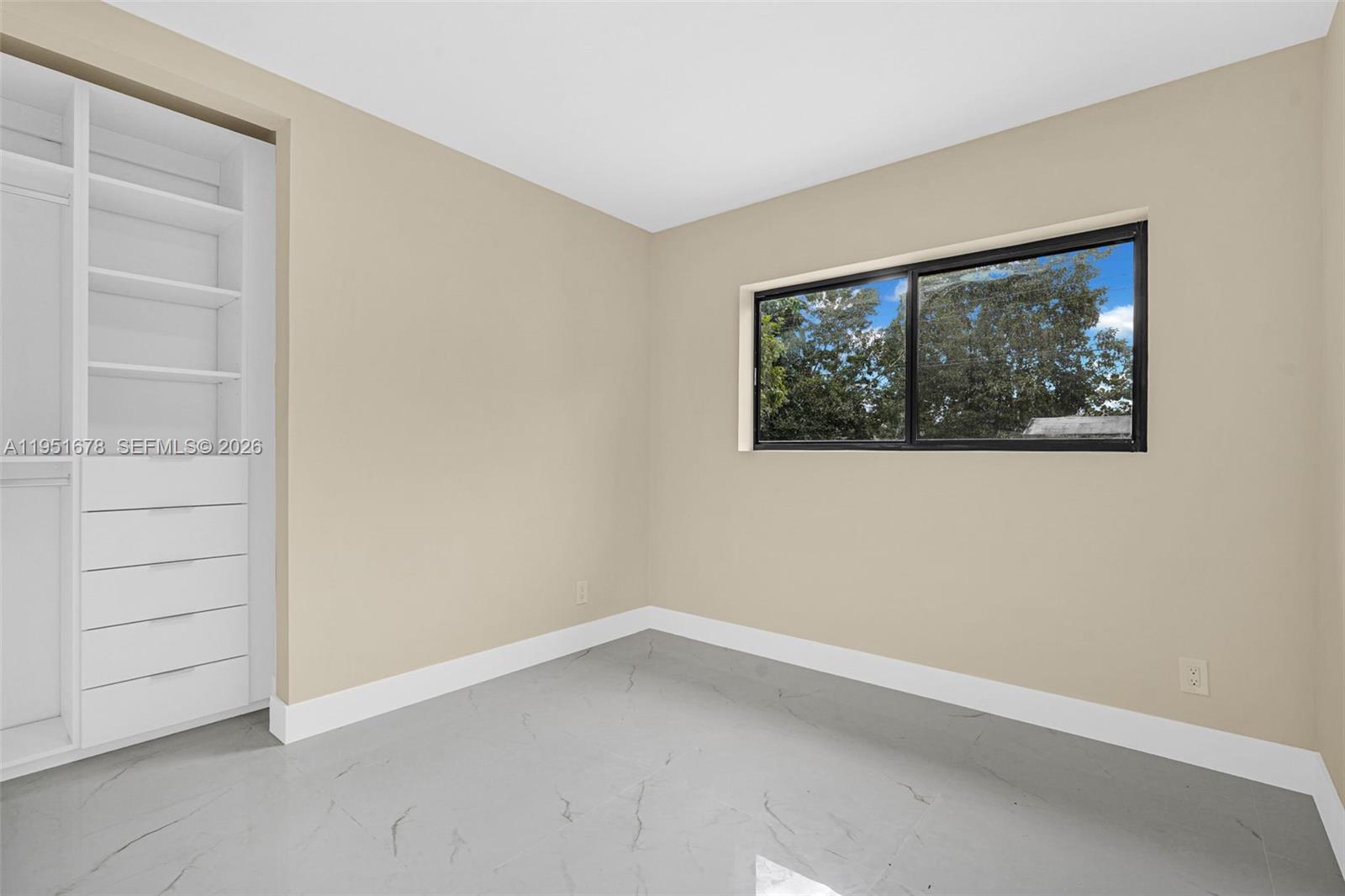 PALMLAND ESTATES 1ST ADDN - Residential