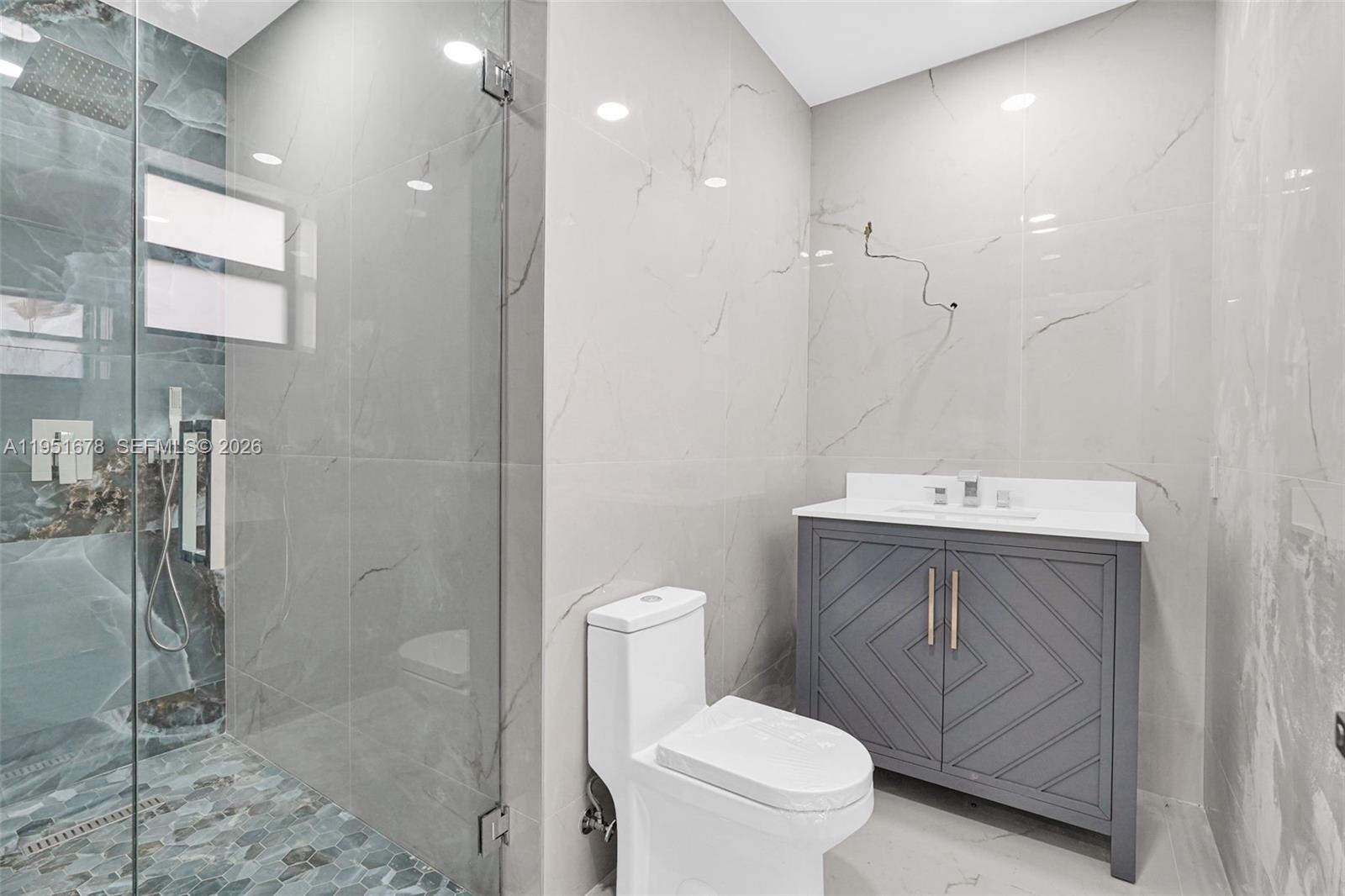 PALMLAND ESTATES 1ST ADDN - Residential