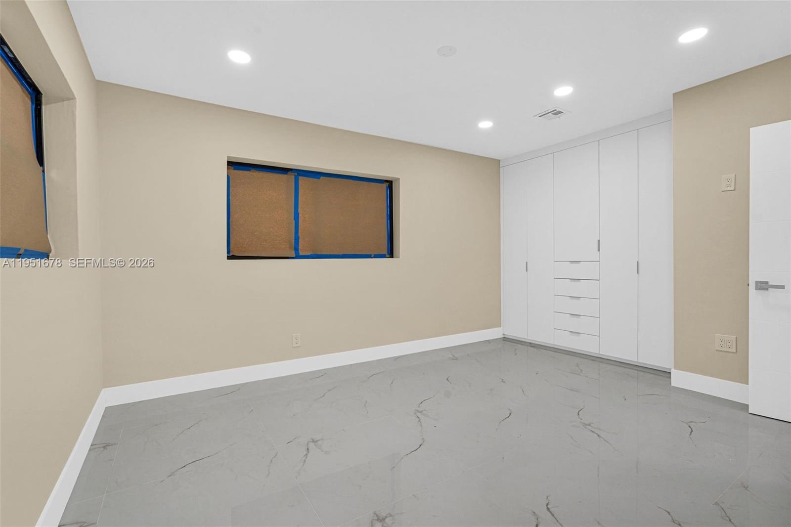 PALMLAND ESTATES 1ST ADDN - Residential