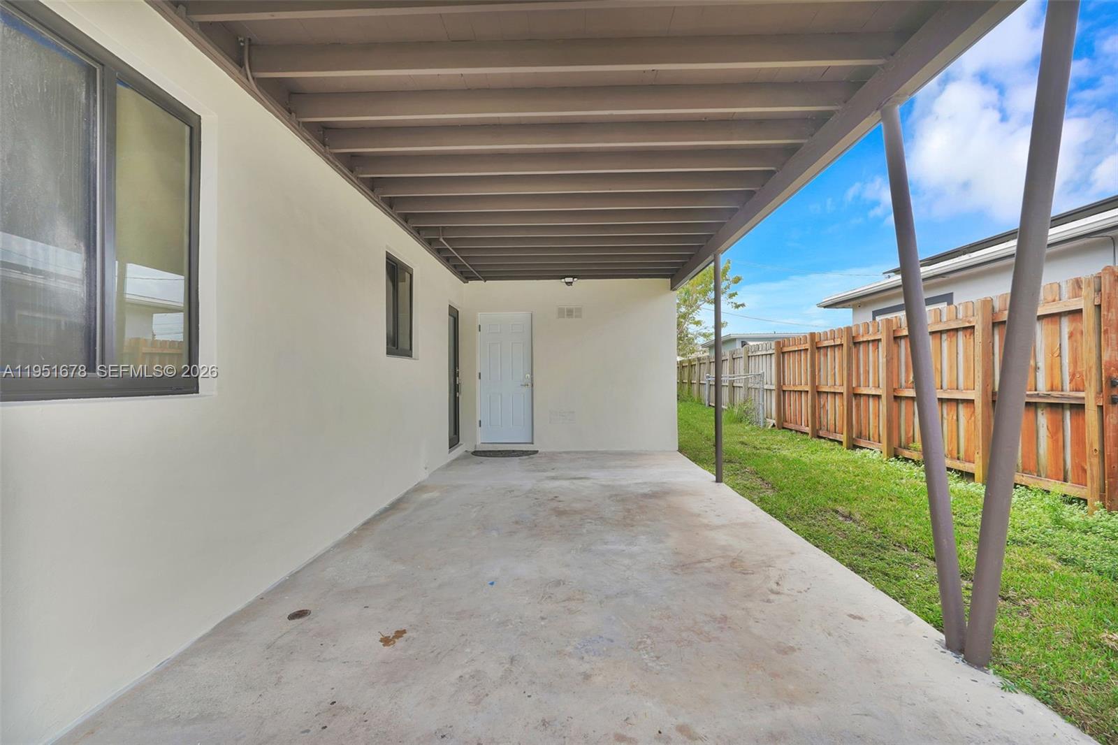 PALMLAND ESTATES 1ST ADDN - Residential