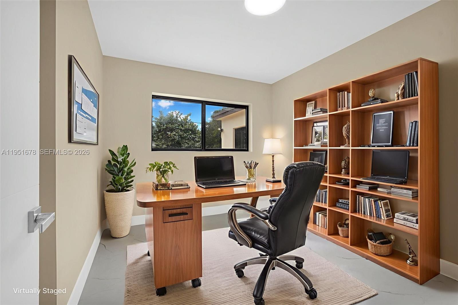 PALMLAND ESTATES 1ST ADDN - Residential