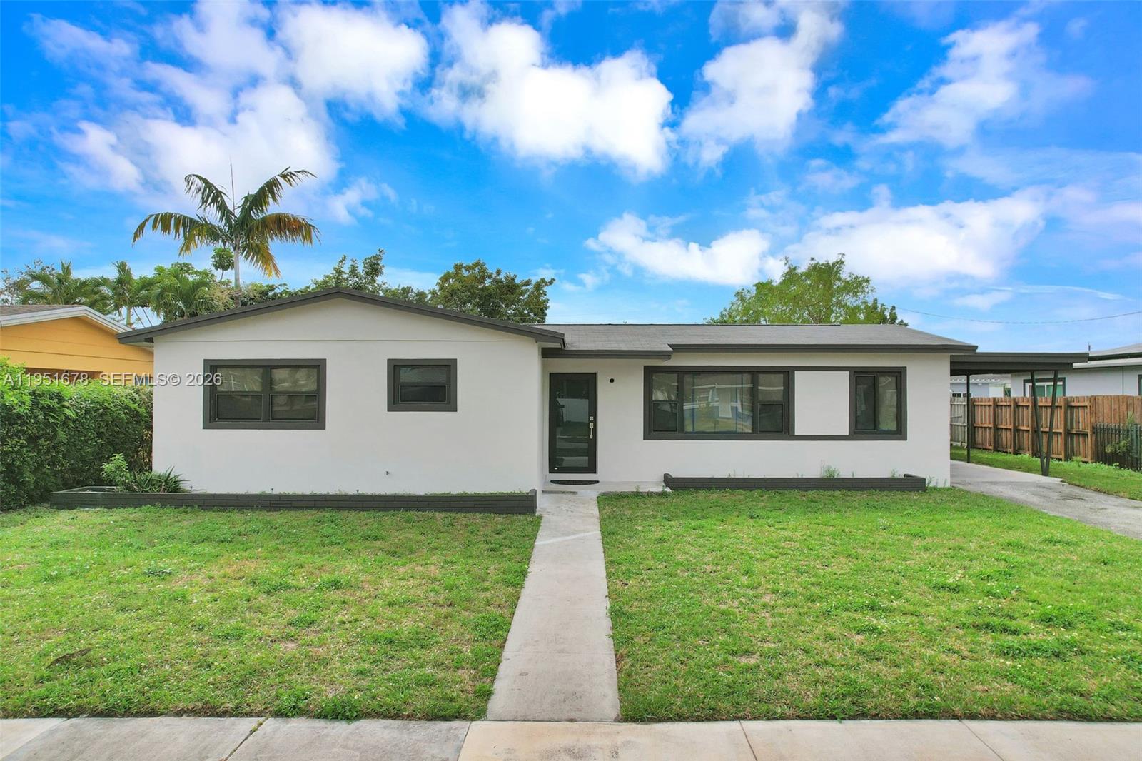 PALMLAND ESTATES 1ST ADDN - Residential