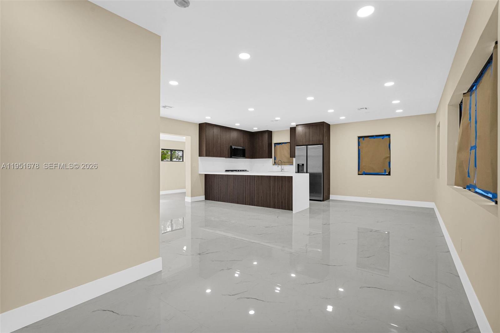 PALMLAND ESTATES 1ST ADDN - Residential