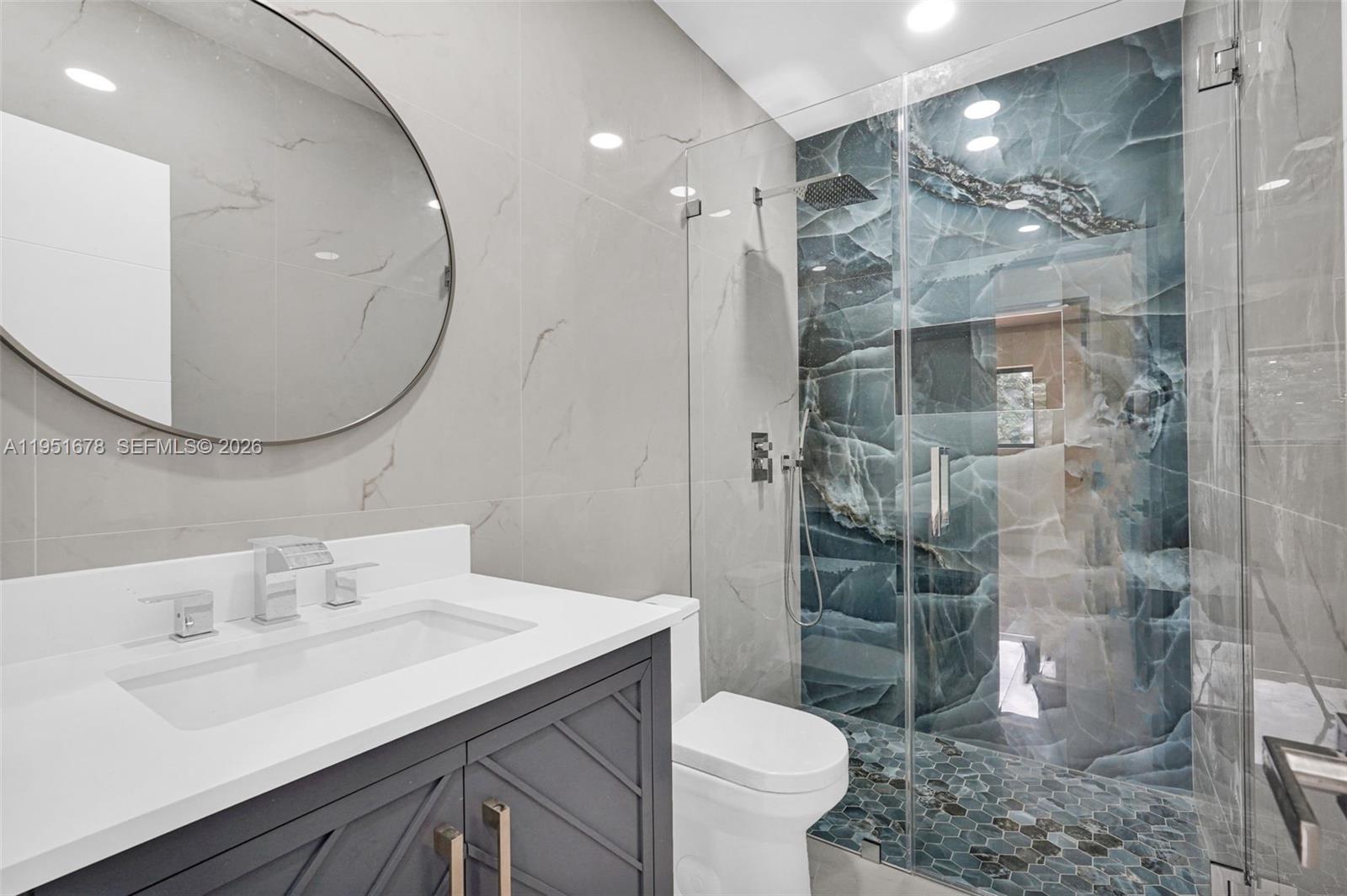 PALMLAND ESTATES 1ST ADDN - Residential