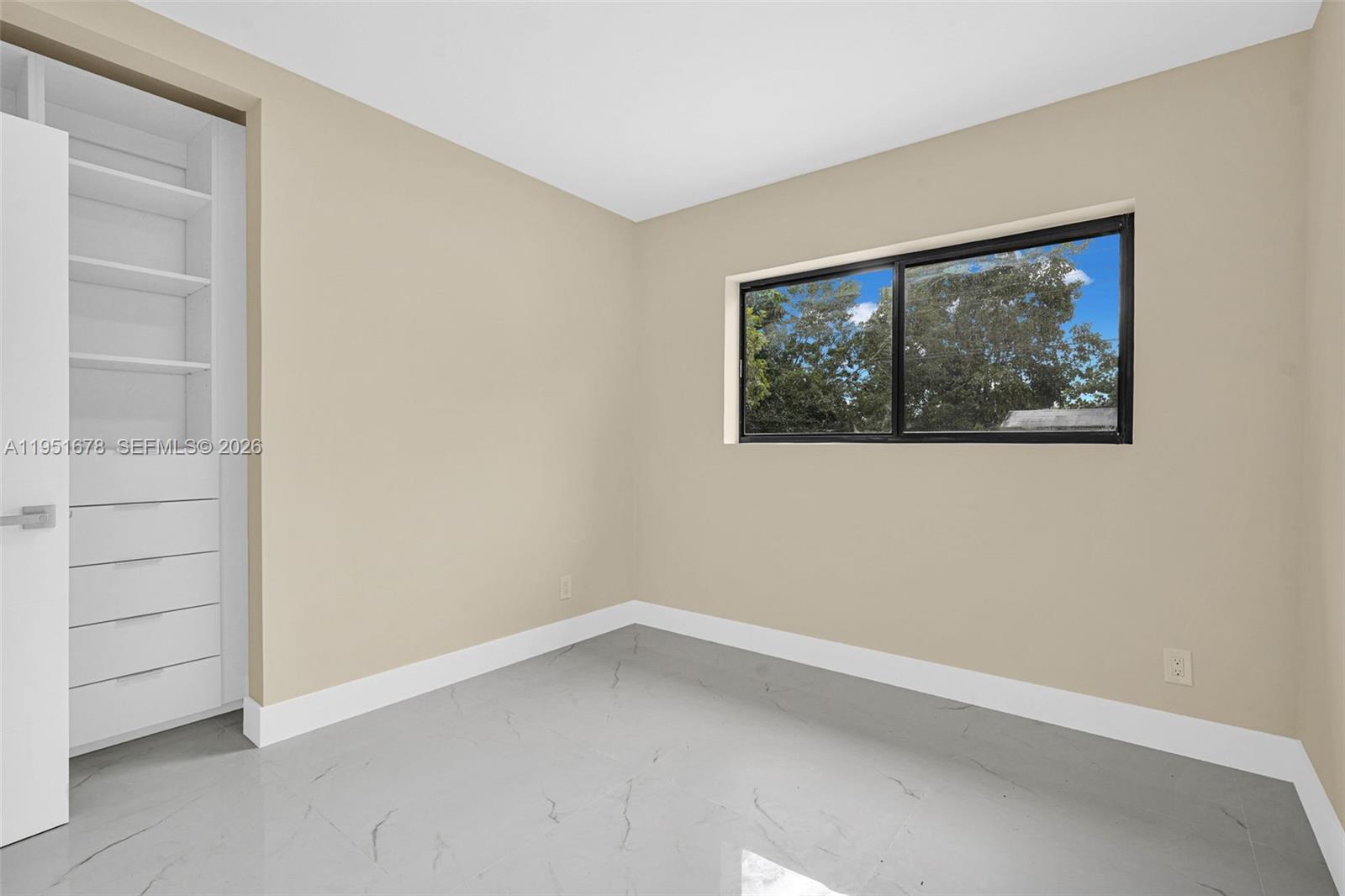 PALMLAND ESTATES 1ST ADDN - Residential