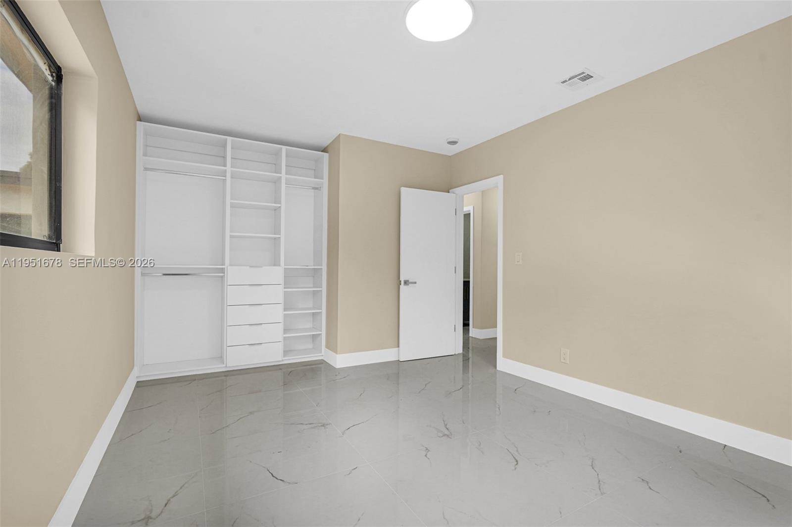 PALMLAND ESTATES 1ST ADDN - Residential