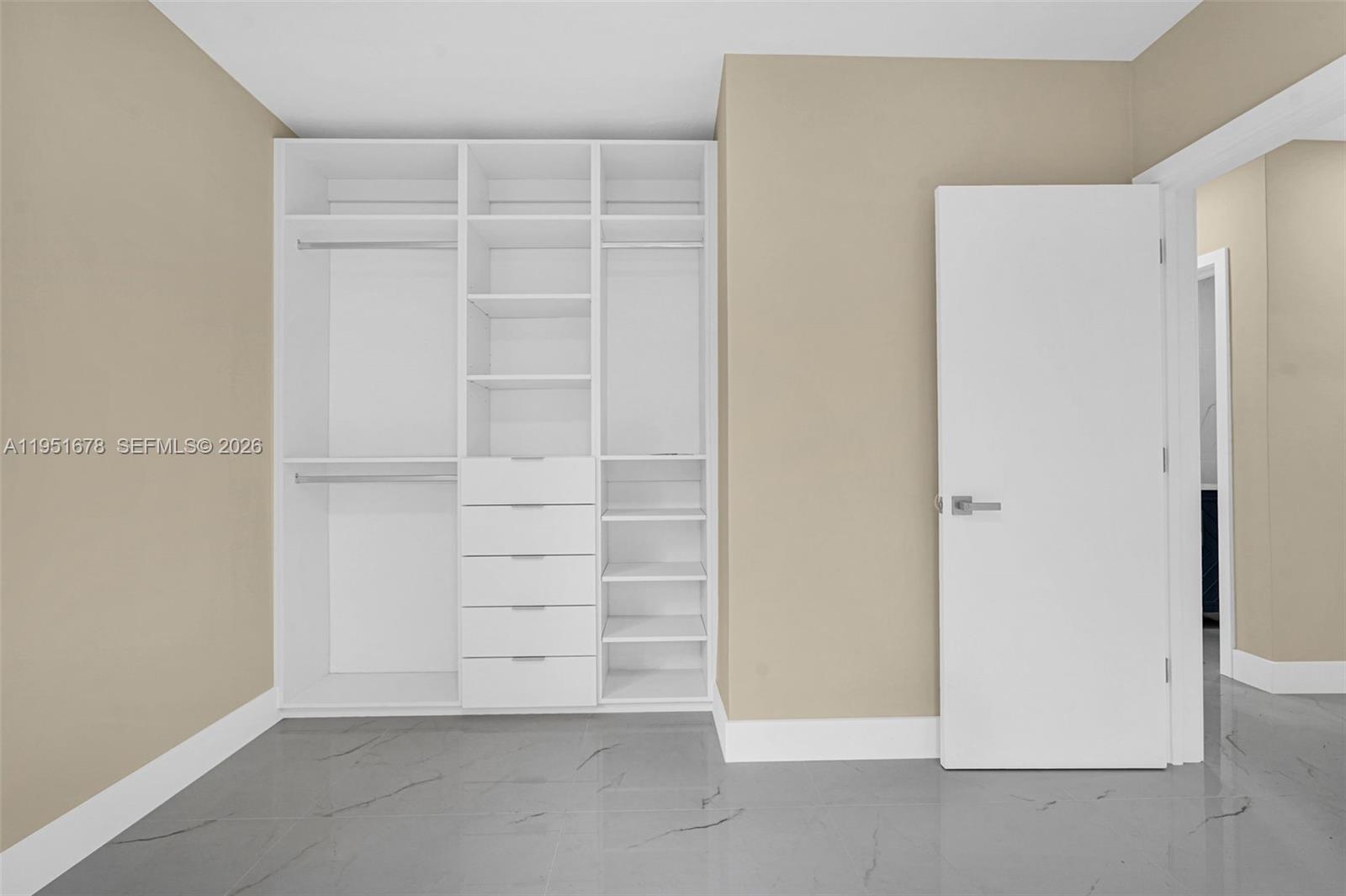 PALMLAND ESTATES 1ST ADDN - Residential