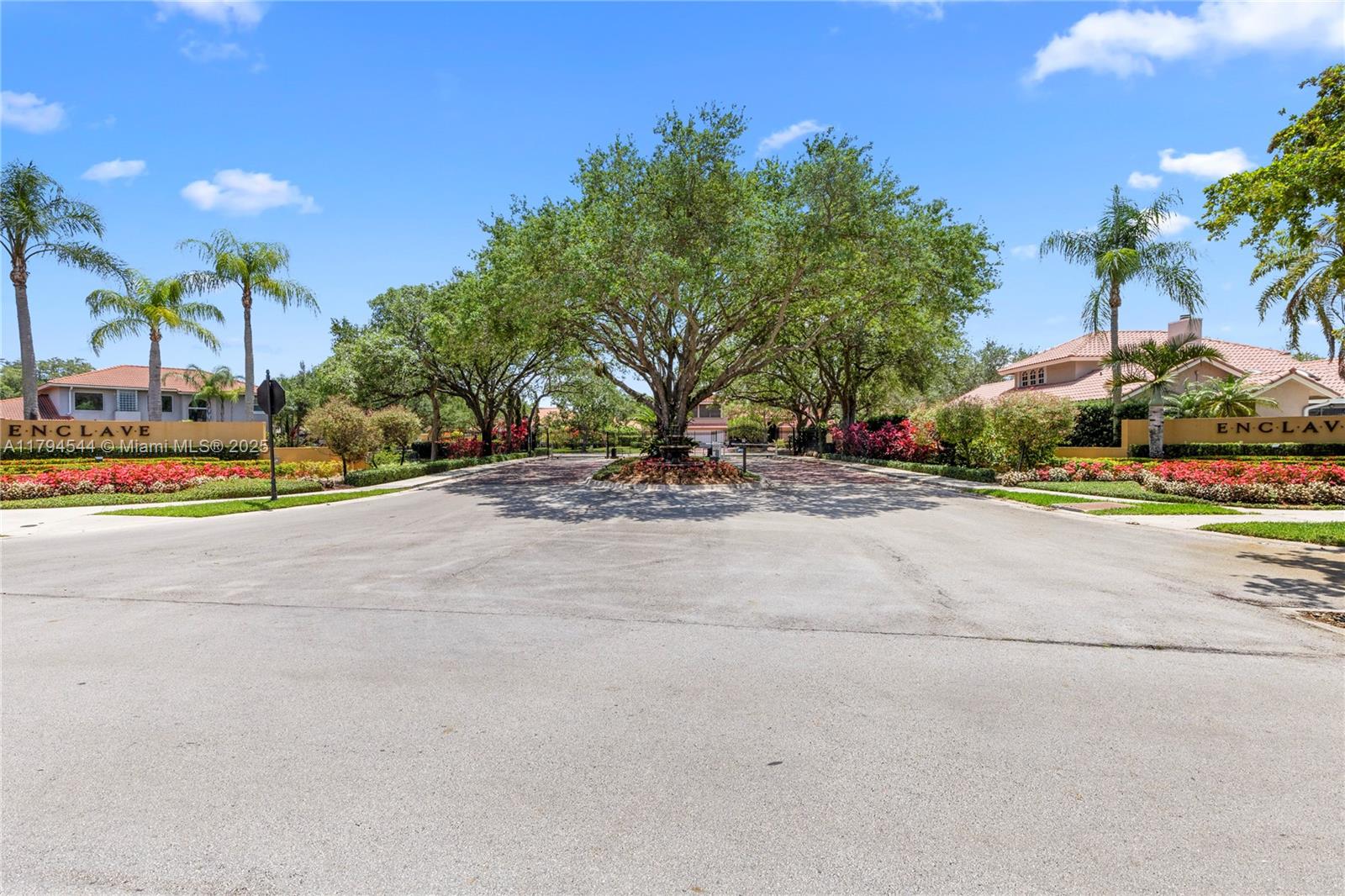 JACARANDA LAKES ENCLAVE - Residential