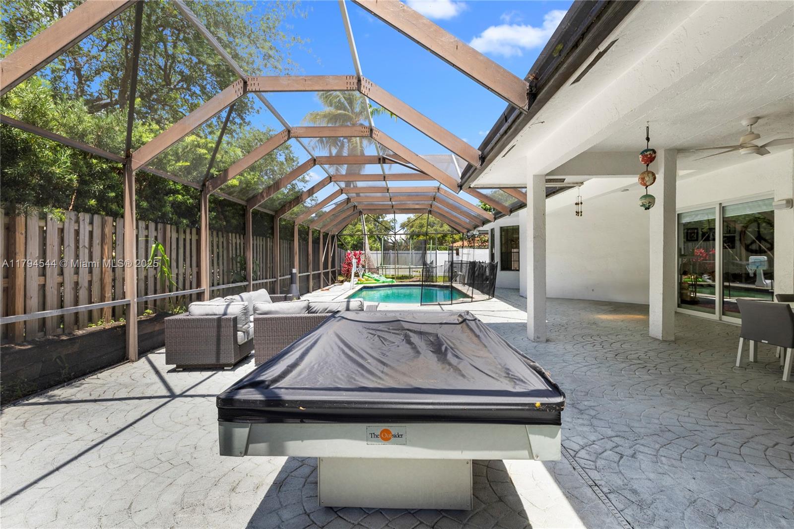 JACARANDA LAKES ENCLAVE - Residential