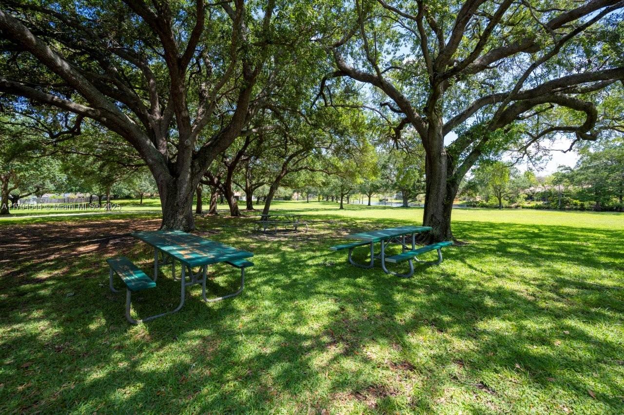 JACARANDA LAKES ENCLAVE - Residential