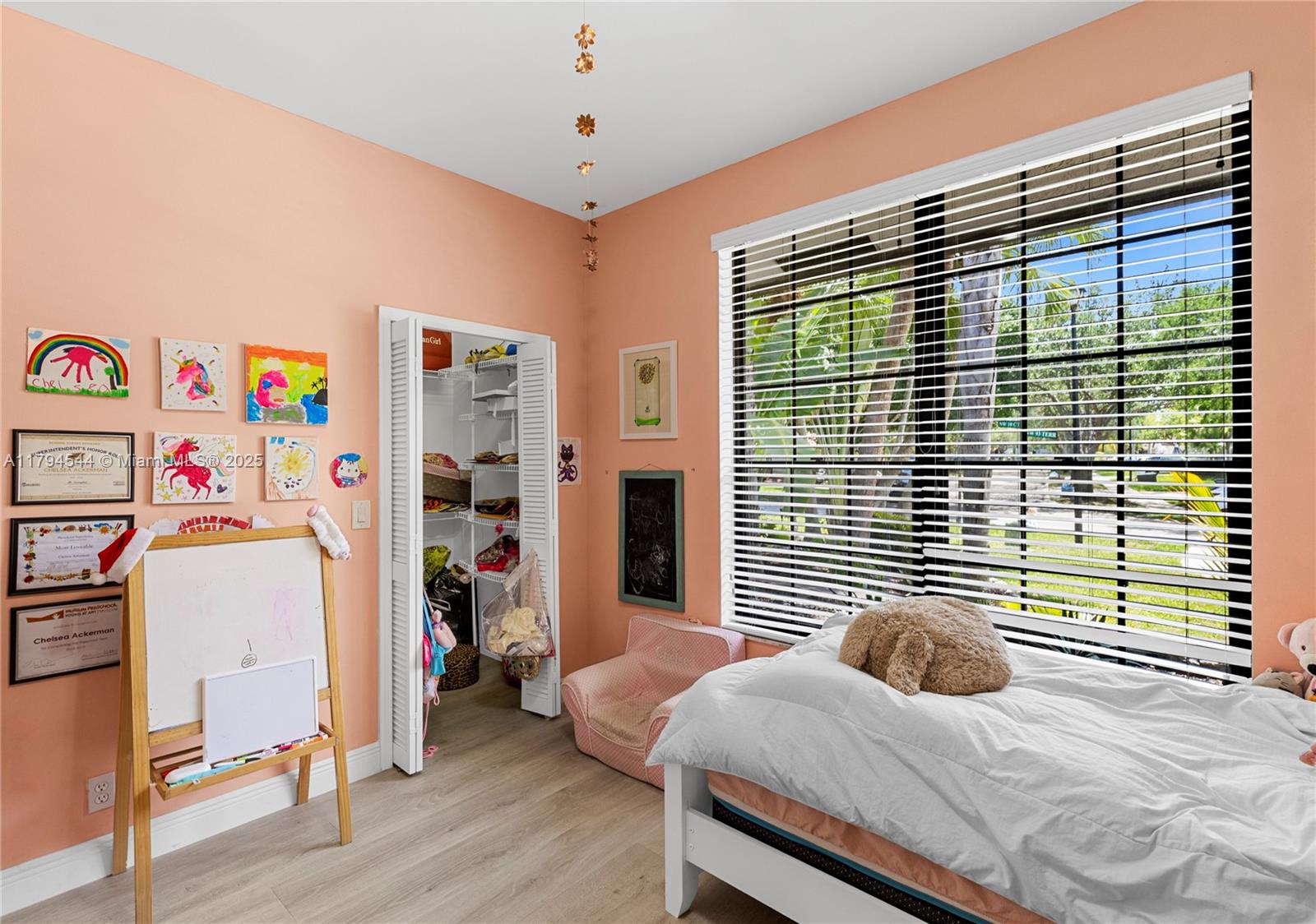 JACARANDA LAKES ENCLAVE - Residential