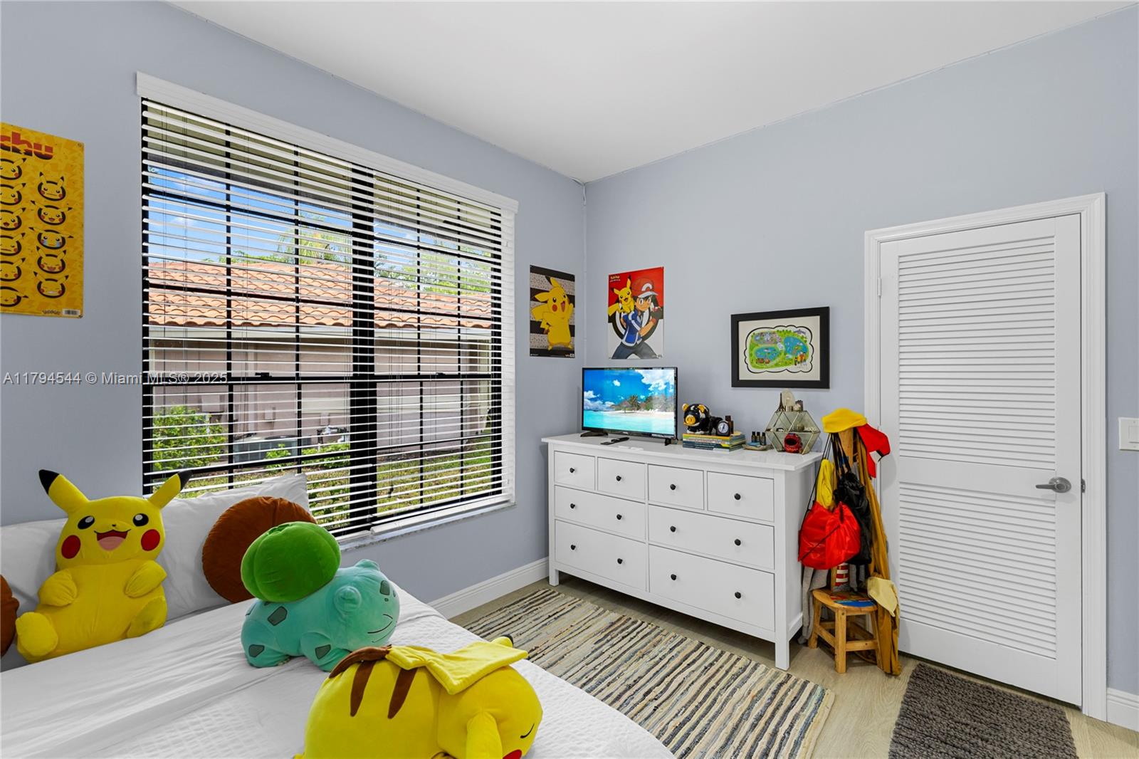 JACARANDA LAKES ENCLAVE - Residential