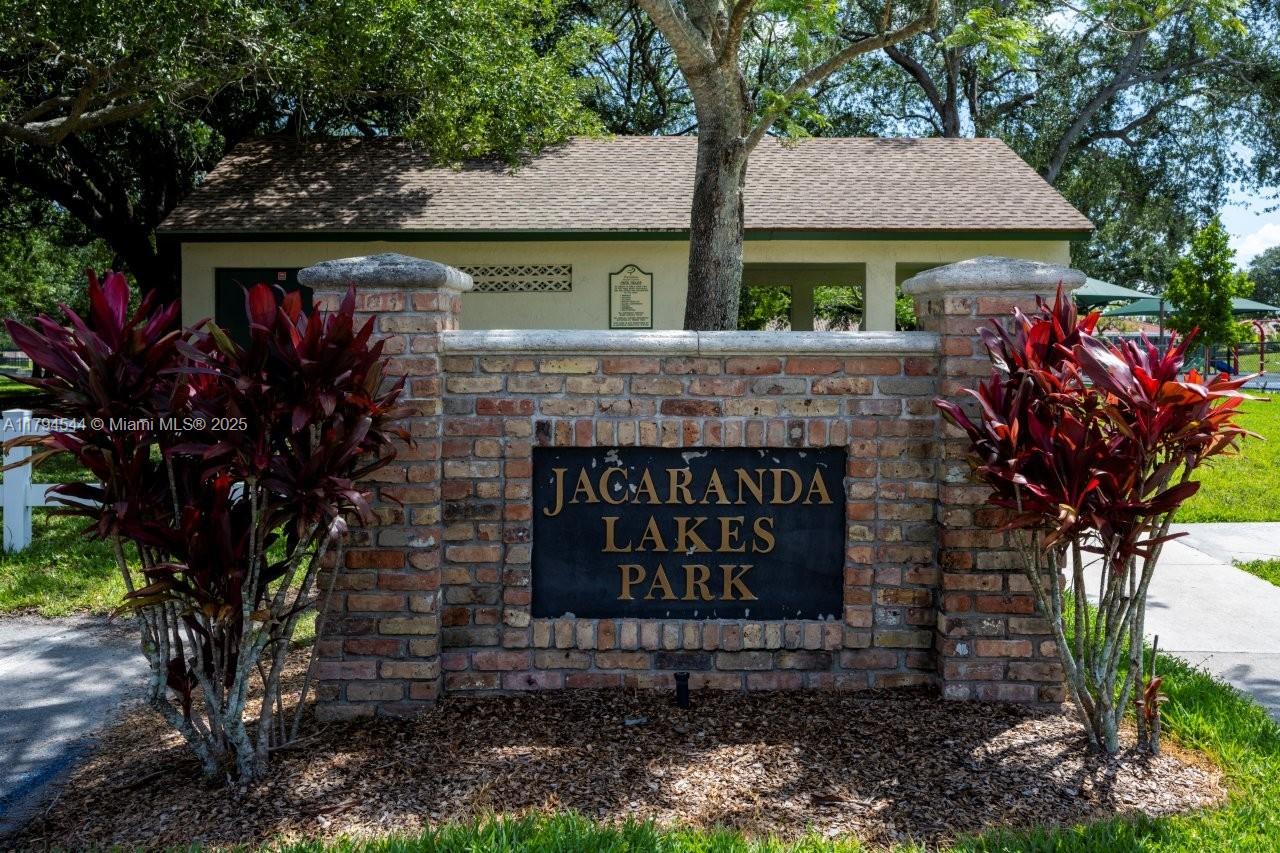 JACARANDA LAKES ENCLAVE - Residential