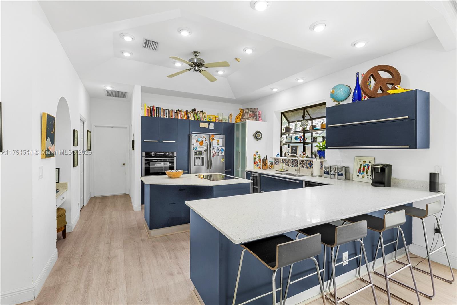JACARANDA LAKES ENCLAVE - Residential