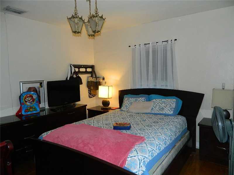 BISCAYNE GDNS SEC E PART - Residential