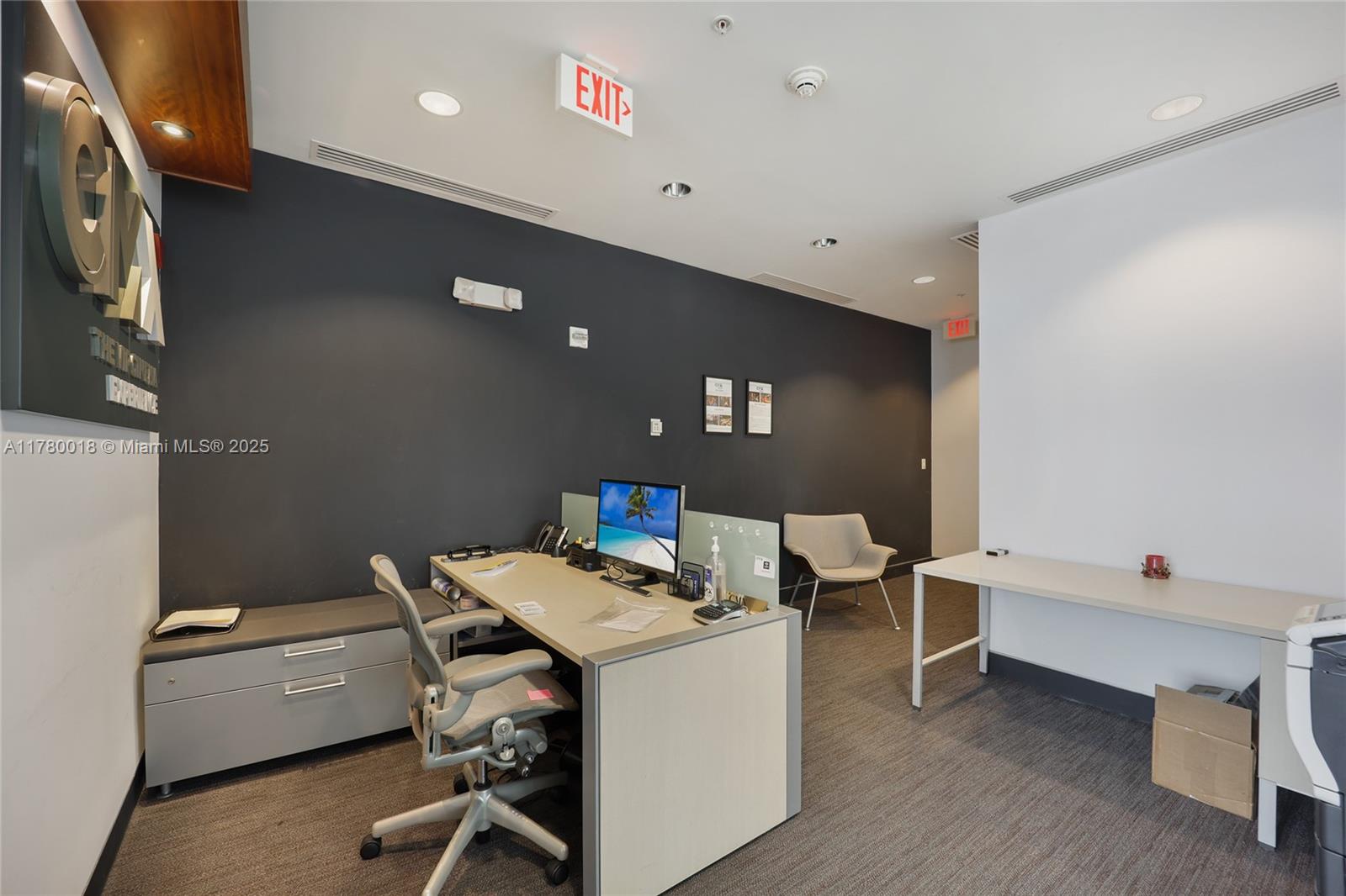175 SW 7th St 1108