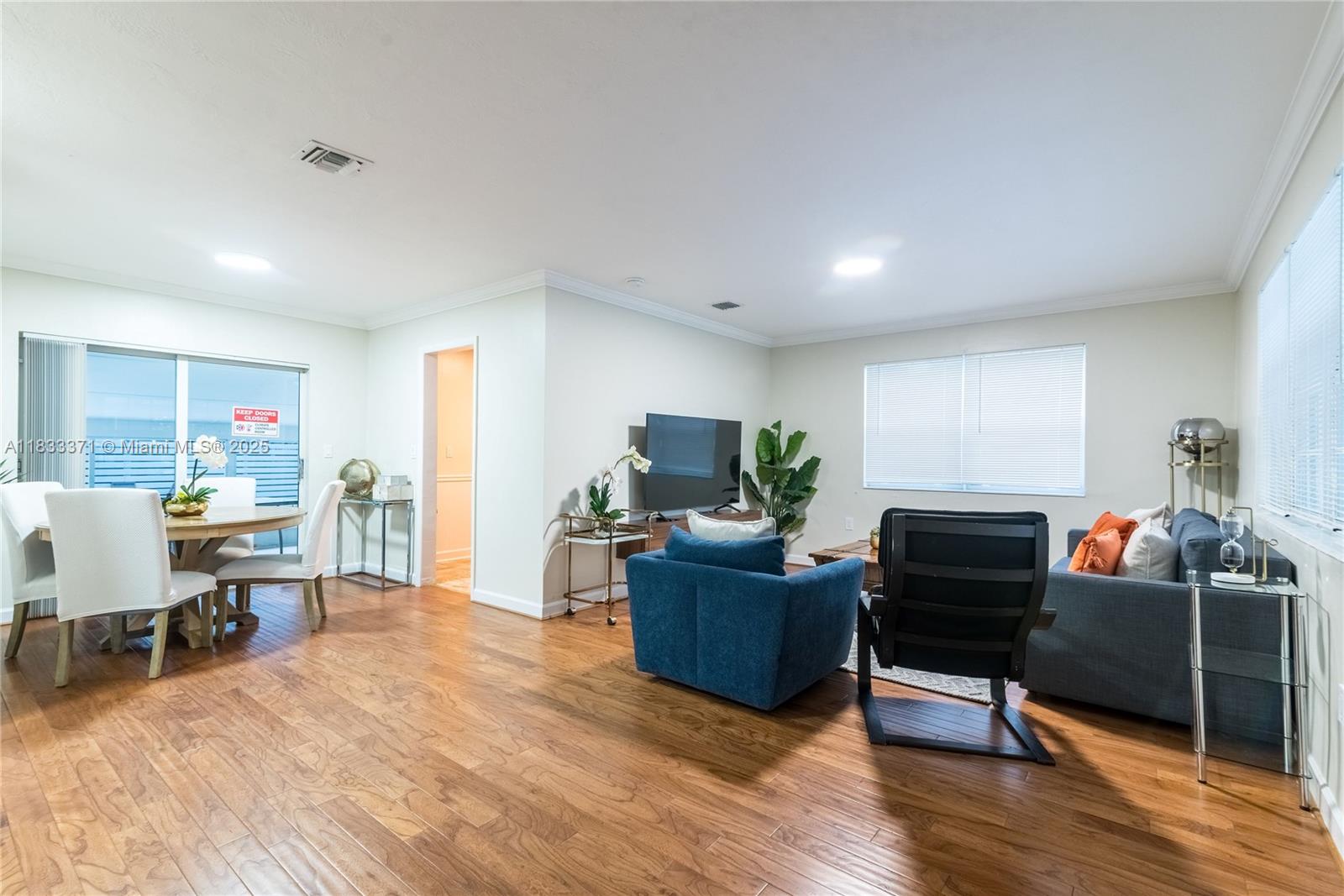 2270 Havana Dr