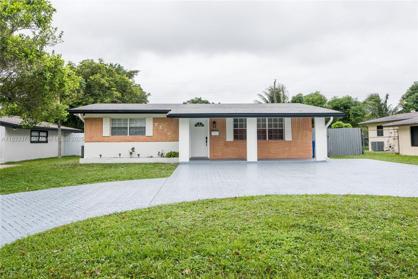 2270 Havana Dr