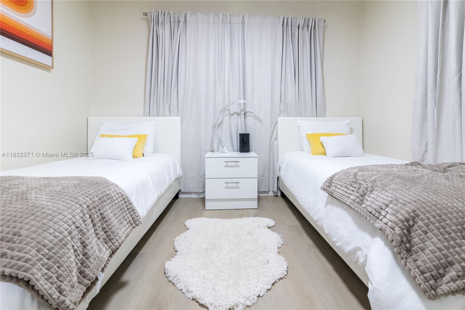 MIRAMAR SEC 8 - Residential