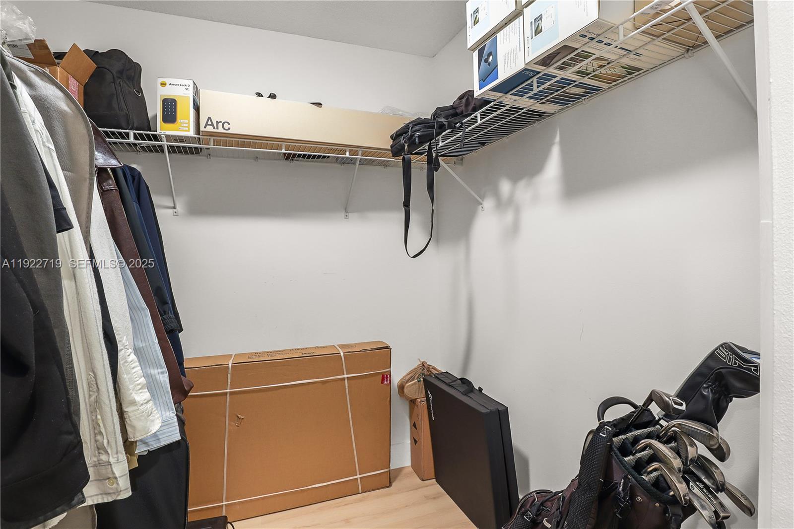 CRYSTAL HEIGHTS - Residential