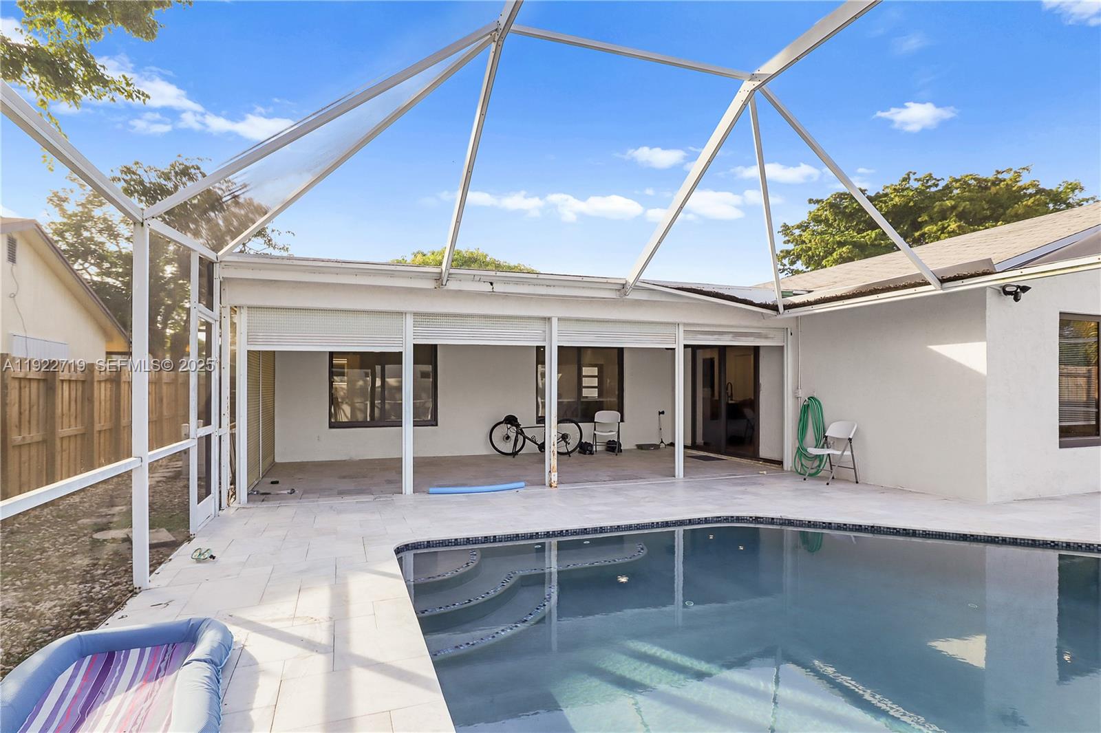 CRYSTAL HEIGHTS - Residential