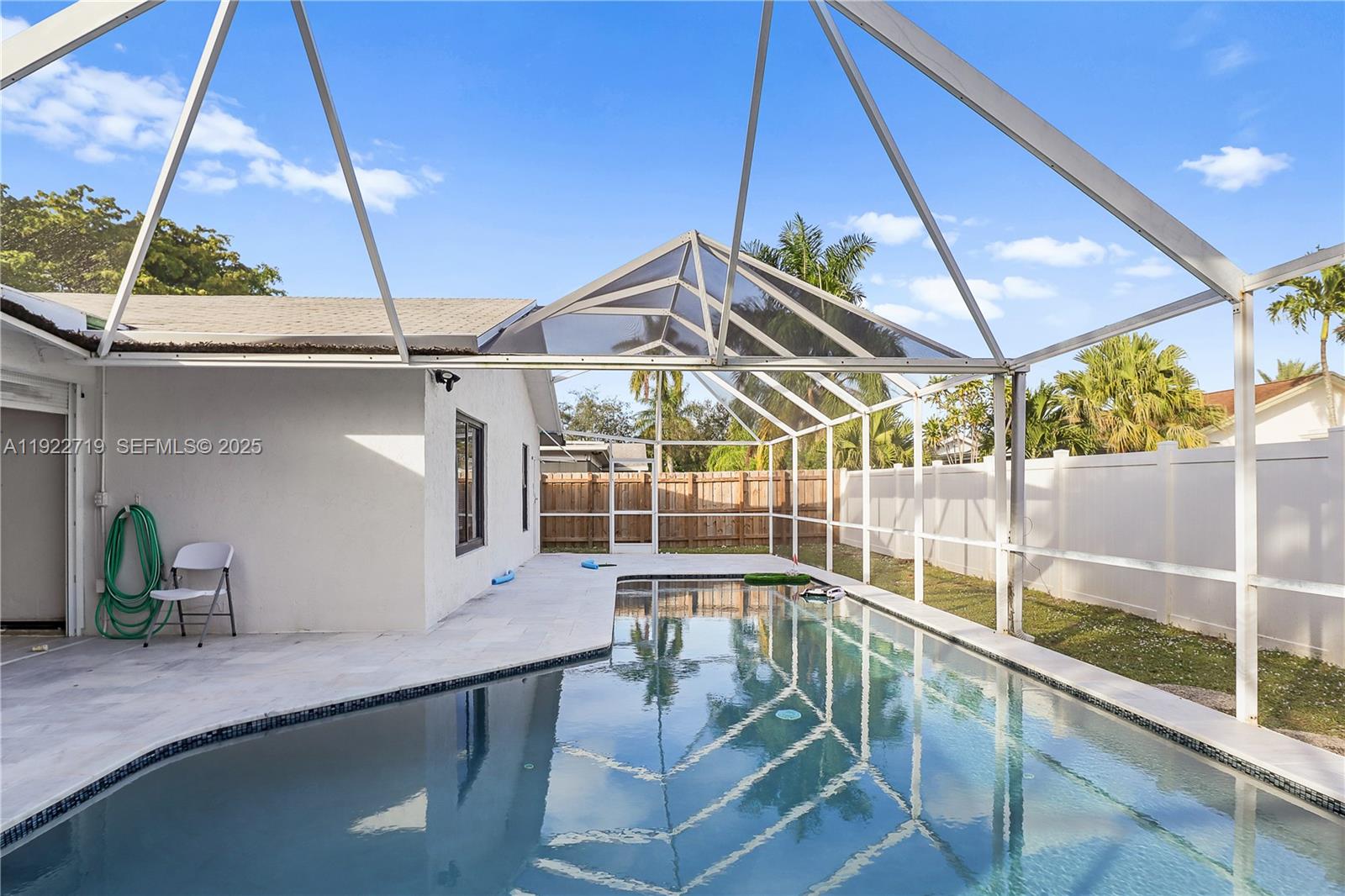 CRYSTAL HEIGHTS - Residential