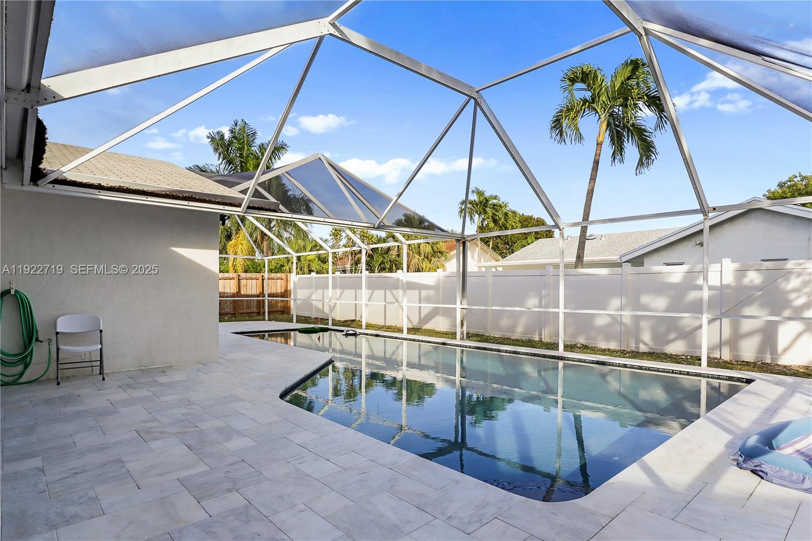 CRYSTAL HEIGHTS - Residential