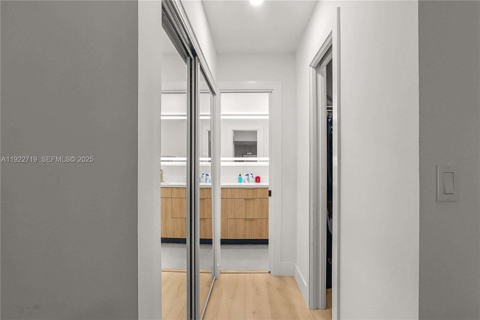 CRYSTAL HEIGHTS - Residential