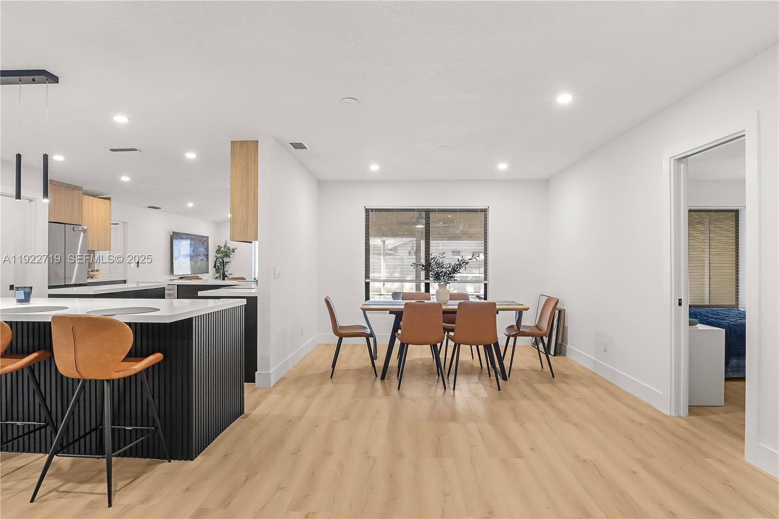 CRYSTAL HEIGHTS - Residential