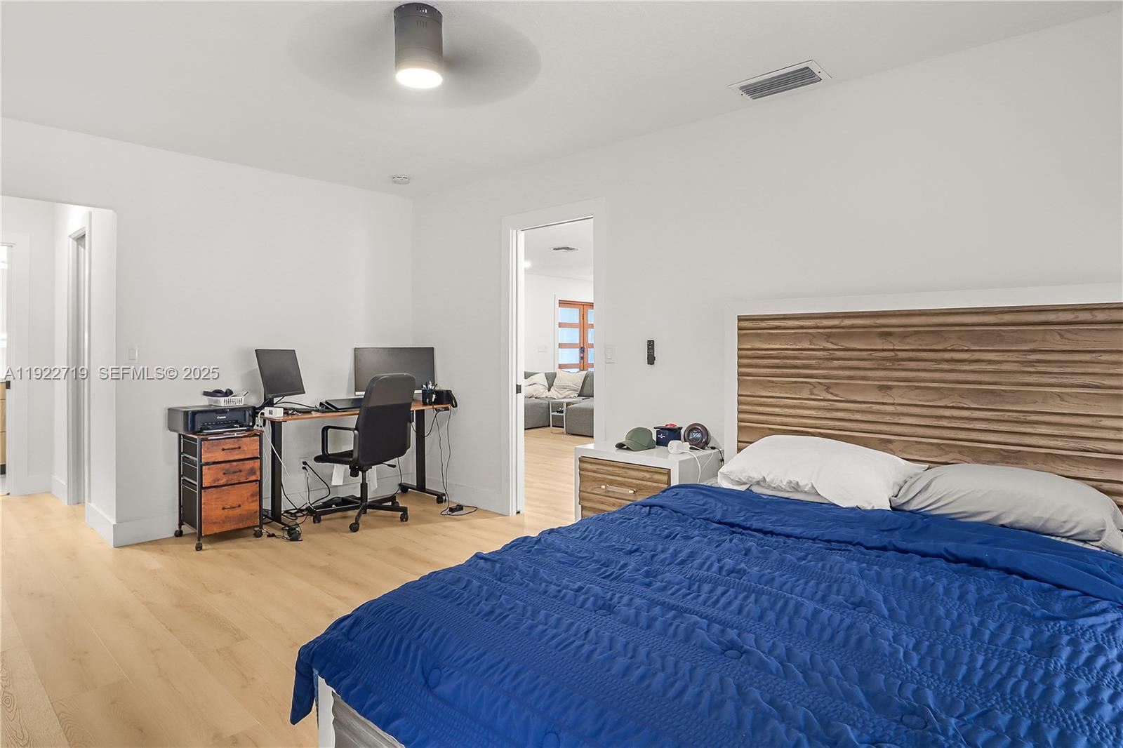 CRYSTAL HEIGHTS - Residential