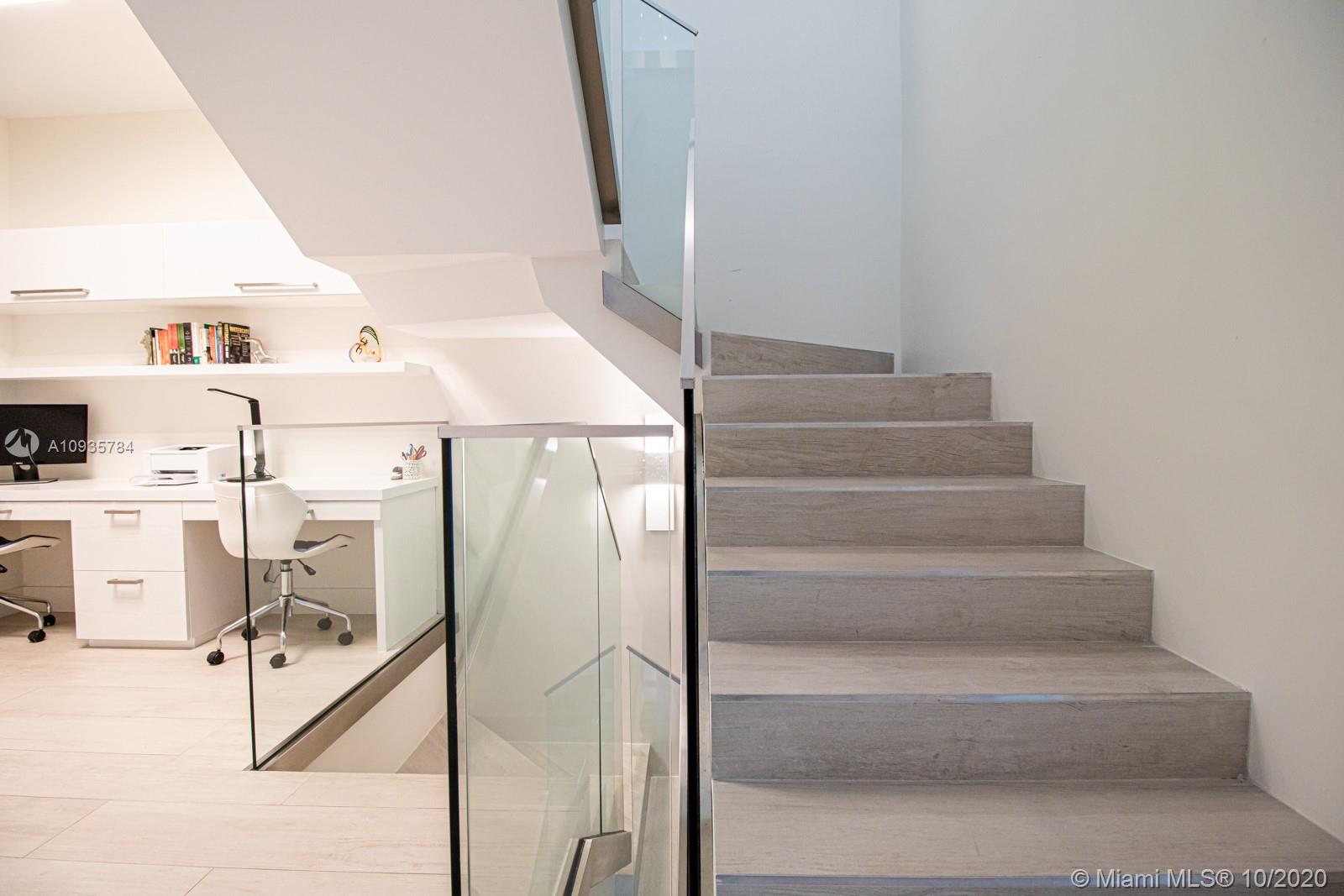 Paramount - Residential Lease