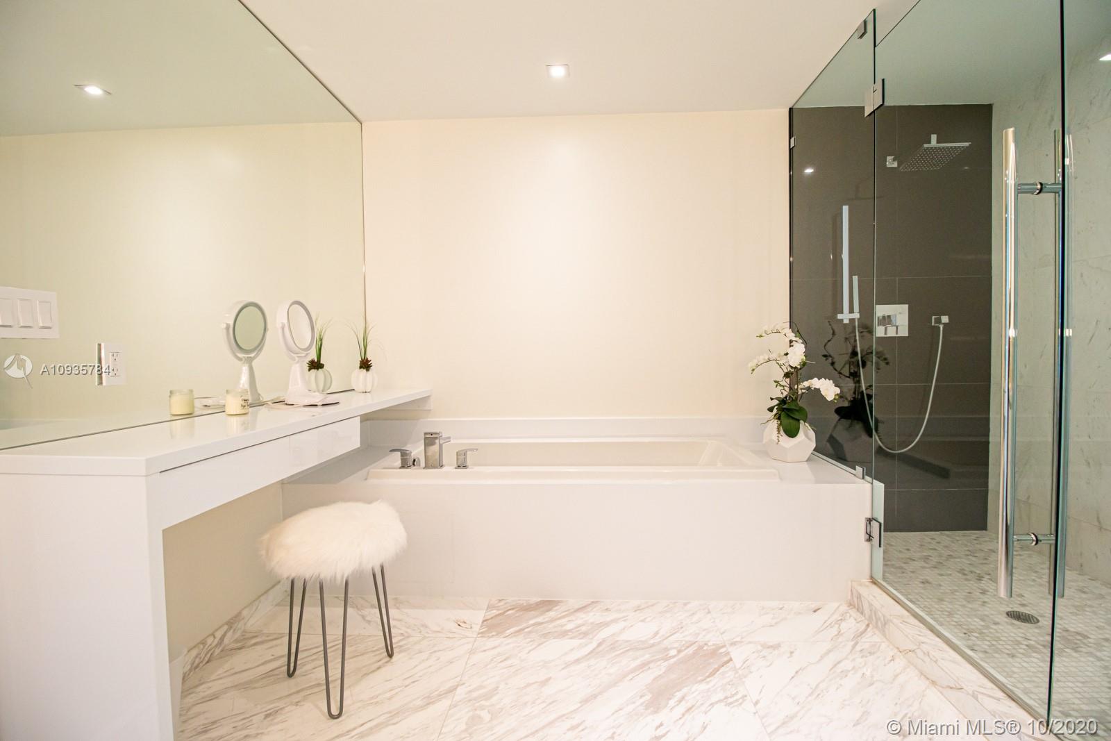 Paramount - Residential Lease