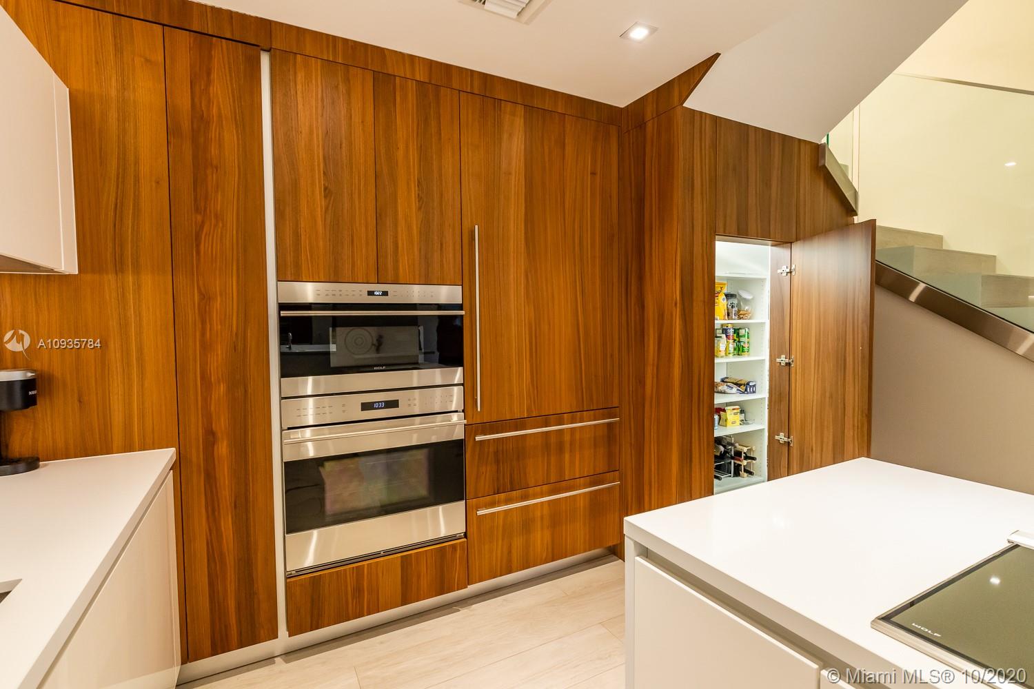 Paramount - Residential Lease