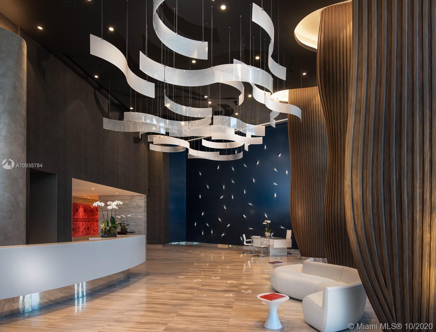 Paramount - Residential Lease