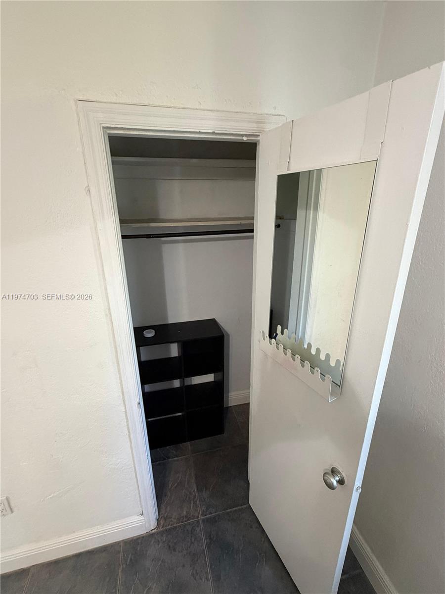 LA PALOMA - Residential Lease