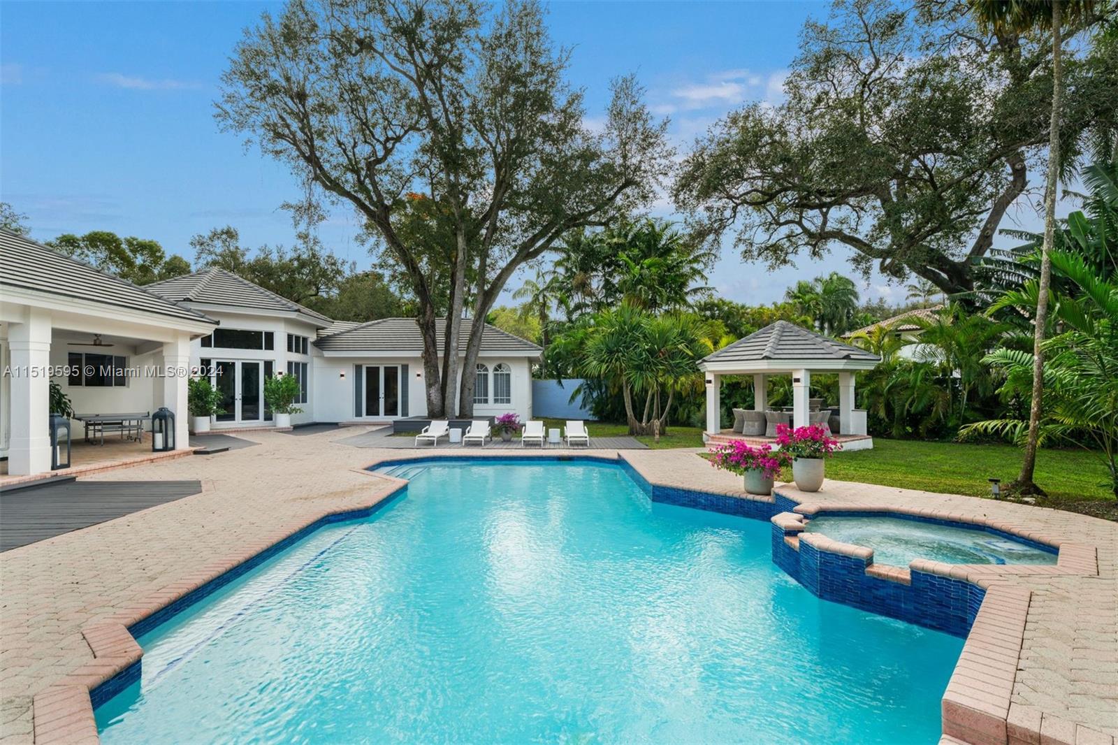 FELIX COURT RESUB - Residential