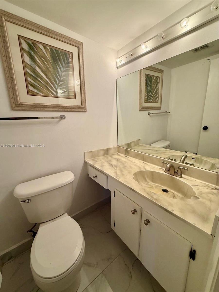 CORONADO CONDO TOWER I - Residential