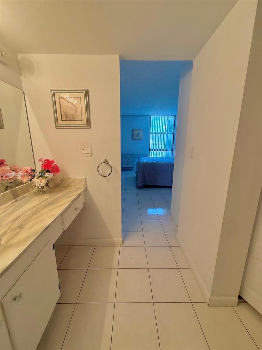 CORONADO CONDO TOWER I - Residential