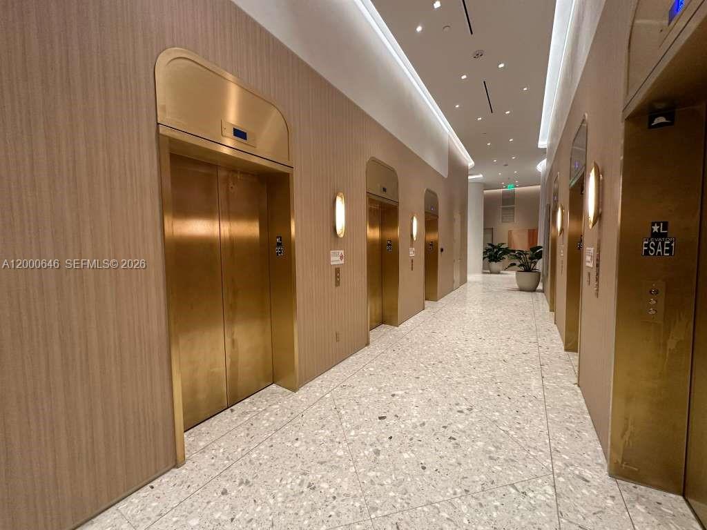 Viceroy Residence - Residential Lease