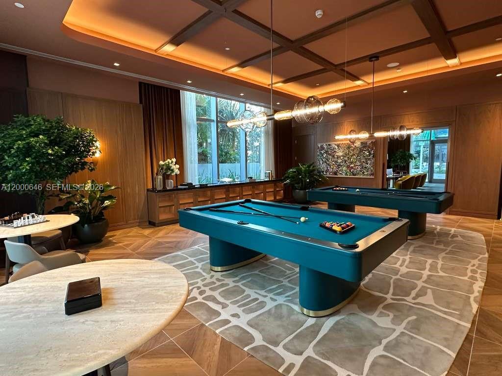 Viceroy Residence - Residential Lease