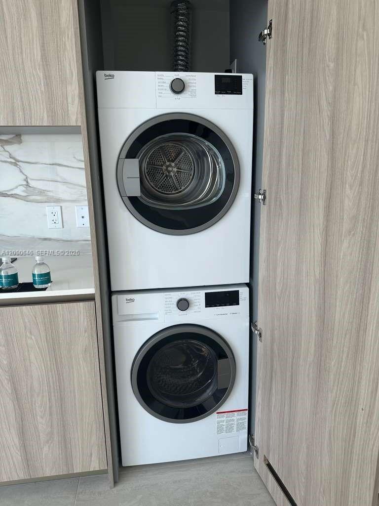 Viceroy Residence - Residential Lease